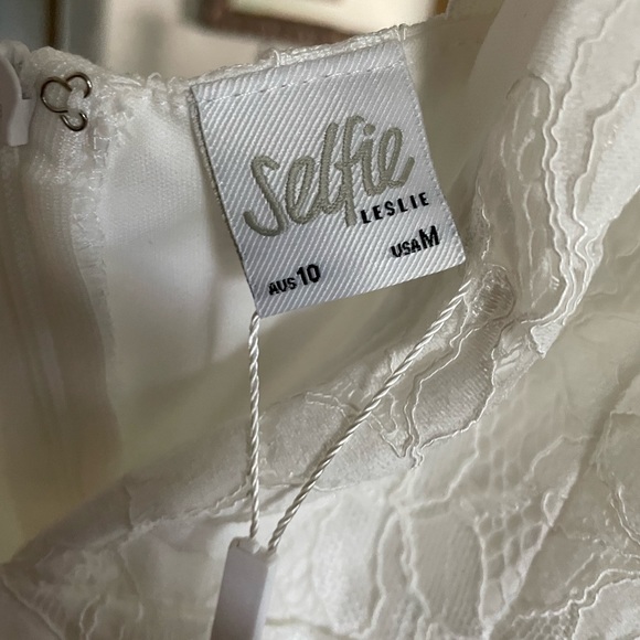 Selfie Leslie White Lace Dress - Picture 4 of 6